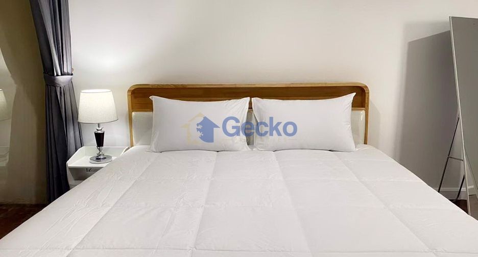 For rent 3 bedrooms condo in Jomtien, Pattaya