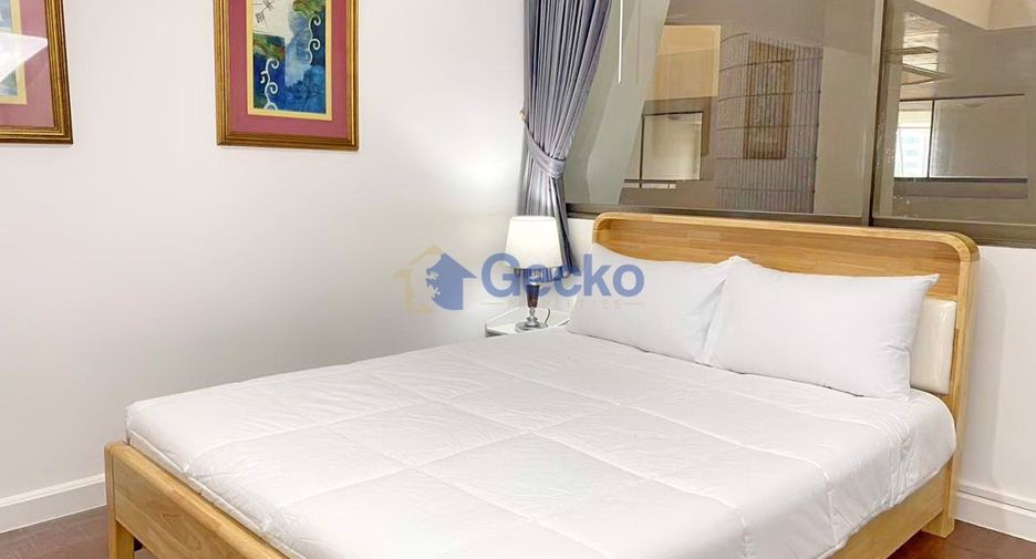 For rent 3 bedrooms condo in Jomtien, Pattaya