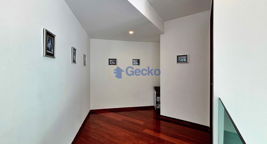 For sale 2 bedrooms condo in North Pattaya, Pattaya