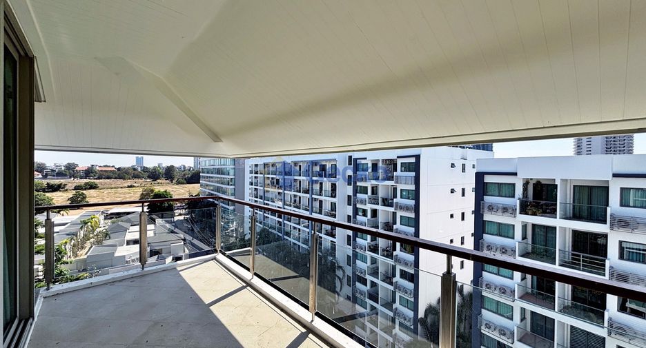 For sale 2 bedrooms condo in North Pattaya, Pattaya