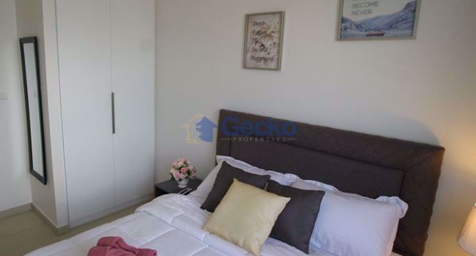 For rent 2 bedrooms condo in Pratumnak, Pattaya