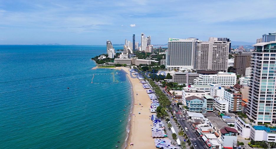 For sale 2 bedrooms condo in Central Pattaya, Pattaya