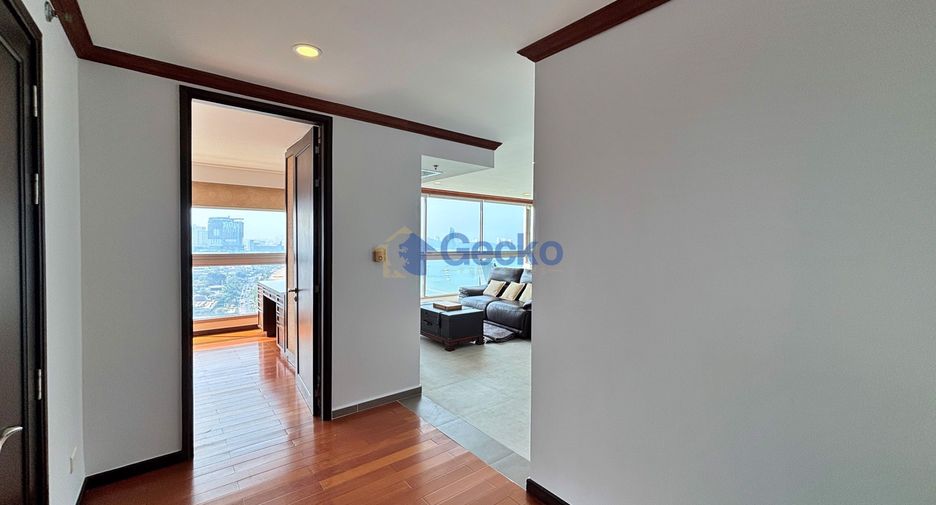 For sale 2 bedrooms condo in Central Pattaya, Pattaya