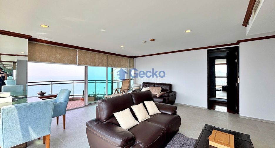 For sale 2 bedrooms condo in Central Pattaya, Pattaya