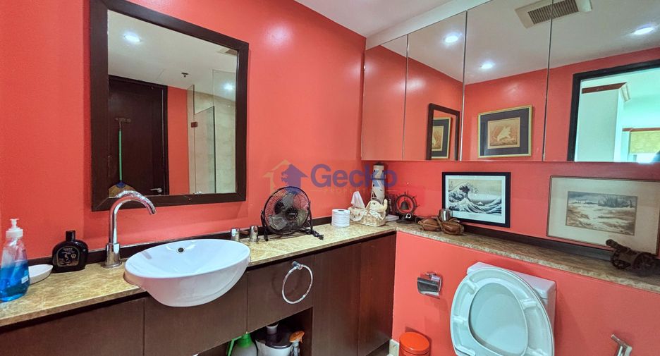 For sale 2 bedrooms condo in Central Pattaya, Pattaya