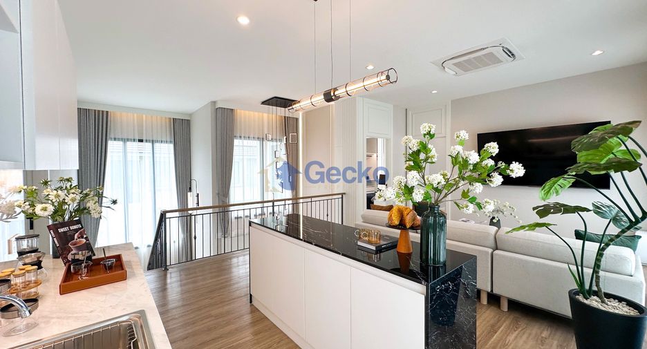 Casa en venta de 4 habitaciones en Bang Lamung, Chonburi