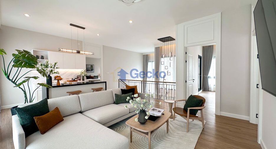 Casa en venta de 4 habitaciones en Bang Lamung, Chonburi