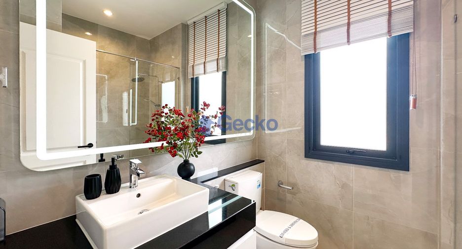 Casa en venta de 4 habitaciones en Bang Lamung, Chonburi