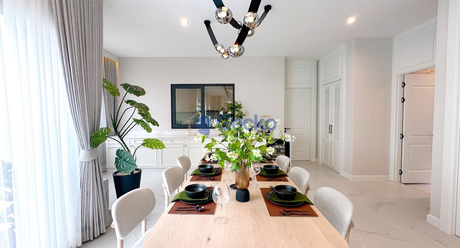 Casa en venta de 4 habitaciones en Bang Lamung, Chonburi