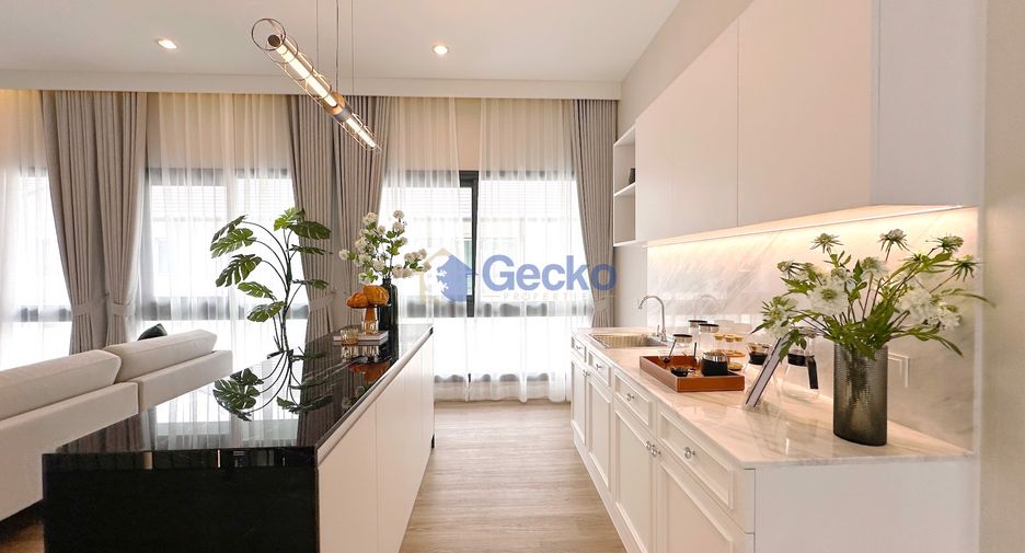 Casa en venta de 4 habitaciones en Bang Lamung, Chonburi
