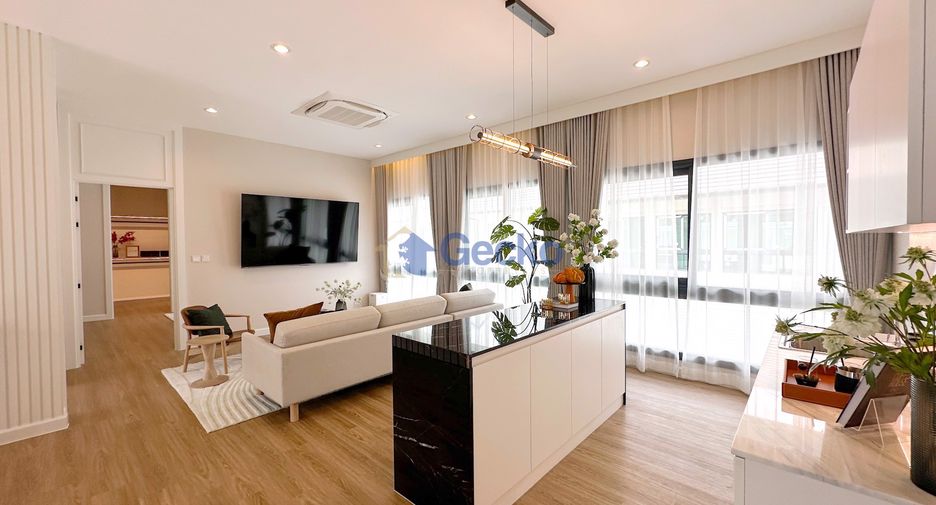 Casa en venta de 4 habitaciones en Bang Lamung, Chonburi