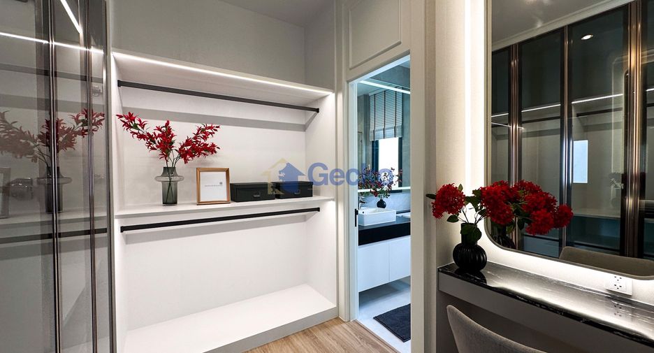 Casa en venta de 4 habitaciones en Bang Lamung, Chonburi