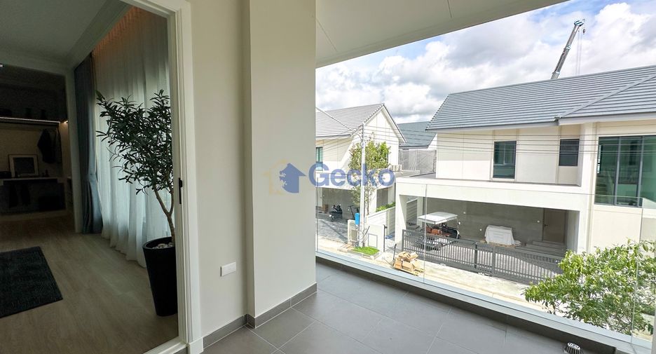 Haus zum Kauf mit 4 Zimmer in East Pattaya, Pattaya