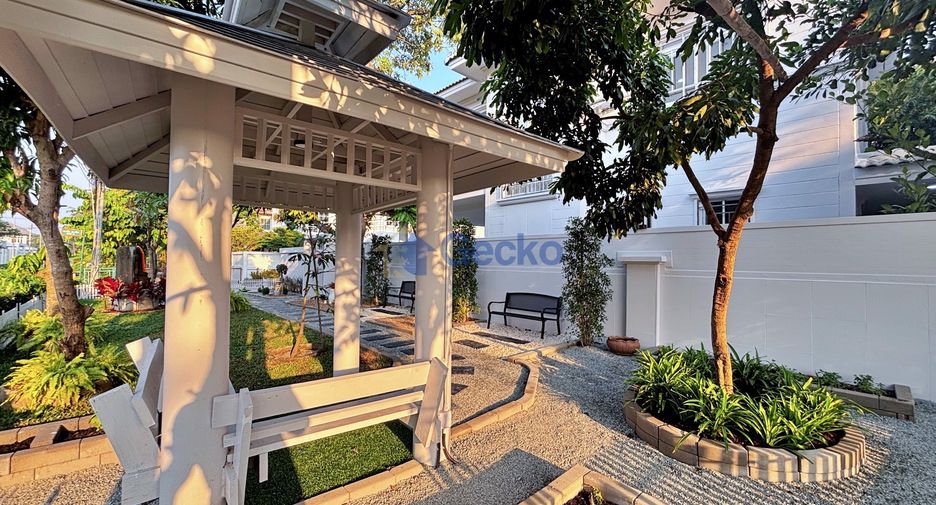 Haus zum Kauf mit 4 Zimmer in East Pattaya, Pattaya