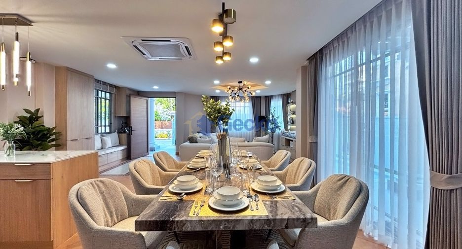 Haus zum Kauf mit 4 Zimmer in East Pattaya, Pattaya
