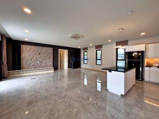 Haus zum Kauf mit 3 Zimmer in Bang Lamung, Chonburi