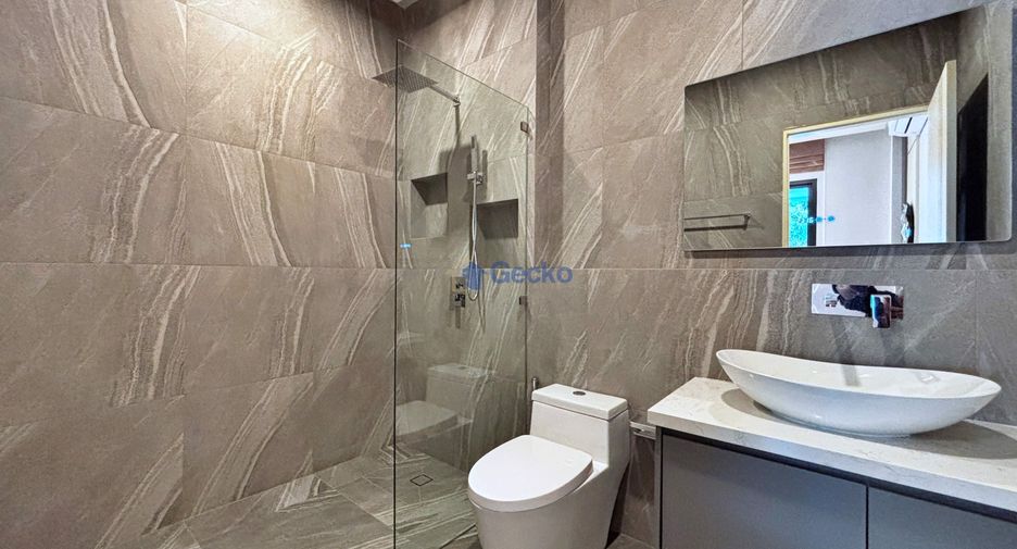 For sale 3 bedrooms house in East Pattaya, Pattaya