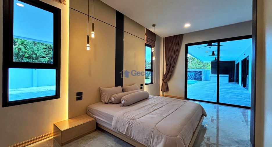 For sale 3 bedrooms house in East Pattaya, Pattaya