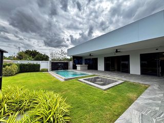 Haus zum Kauf mit 3 Zimmer in Bang Lamung, Chonburi