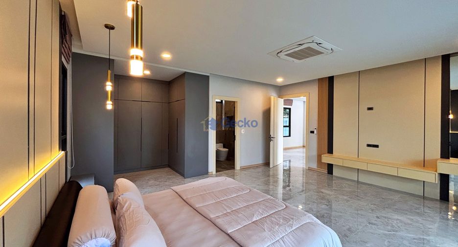 For sale 3 bedrooms house in East Pattaya, Pattaya