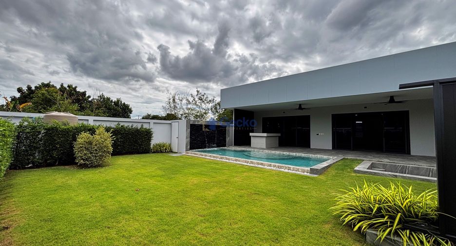 For sale 3 bedrooms house in East Pattaya, Pattaya