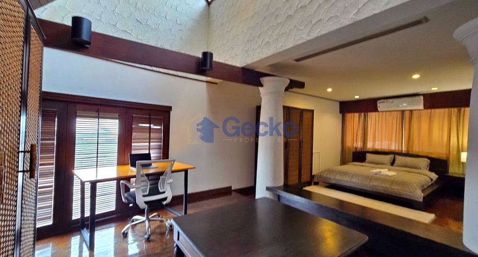 For rent 3 bedrooms condo in Jomtien, Pattaya