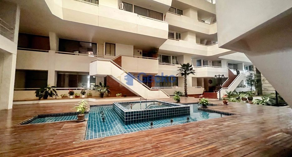 For rent 3 bedrooms condo in Jomtien, Pattaya