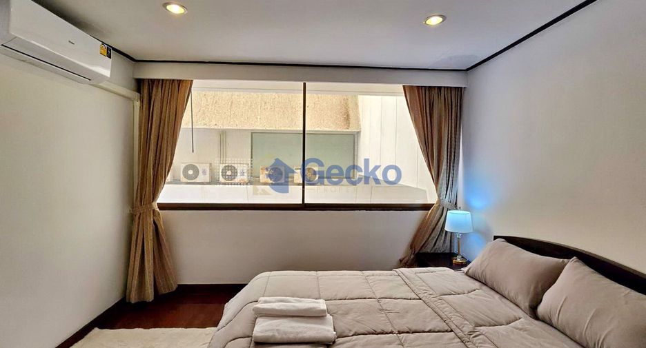 For rent 3 bedrooms condo in Jomtien, Pattaya