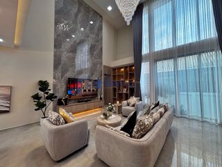 For sale 5 ベッドルーム house in Bang Lamung, Chonburi