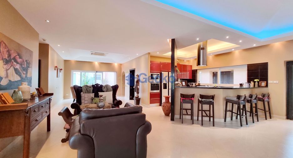 For rent and for sale 4 bedrooms house in Bang Lamung, Chonburi