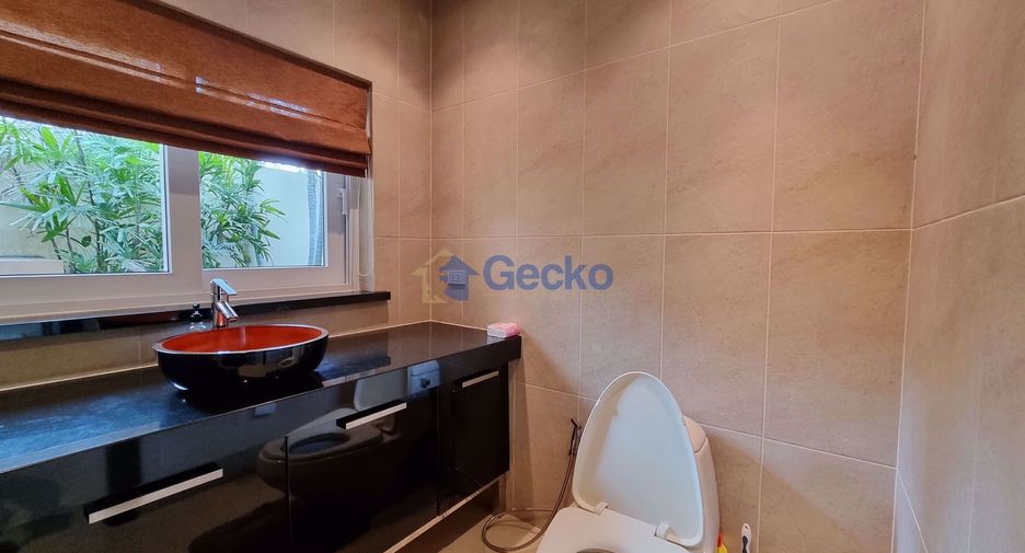 For rent and for sale 4 bedrooms house in Bang Lamung, Chonburi