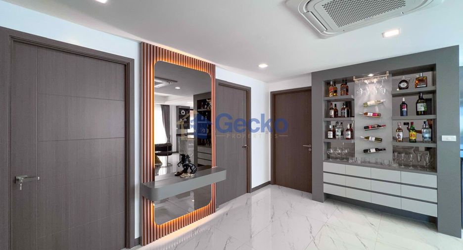 Casa en alquiler y en venta de 6 habitaciones en Jomtien, Pattaya