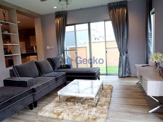 For rent 4 bedrooms house in Bang Lamung, Chonburi