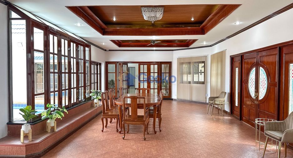 Haus zur Miete mit 5 Zimmer in East Pattaya, Pattaya