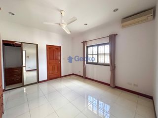 For rent 5 bedrooms house in Bang Lamung, Chonburi