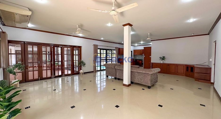 Haus zur Miete mit 5 Zimmer in East Pattaya, Pattaya