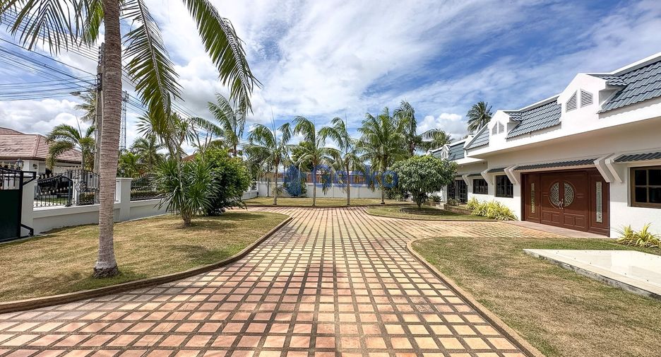 Haus zur Miete mit 5 Zimmer in East Pattaya, Pattaya