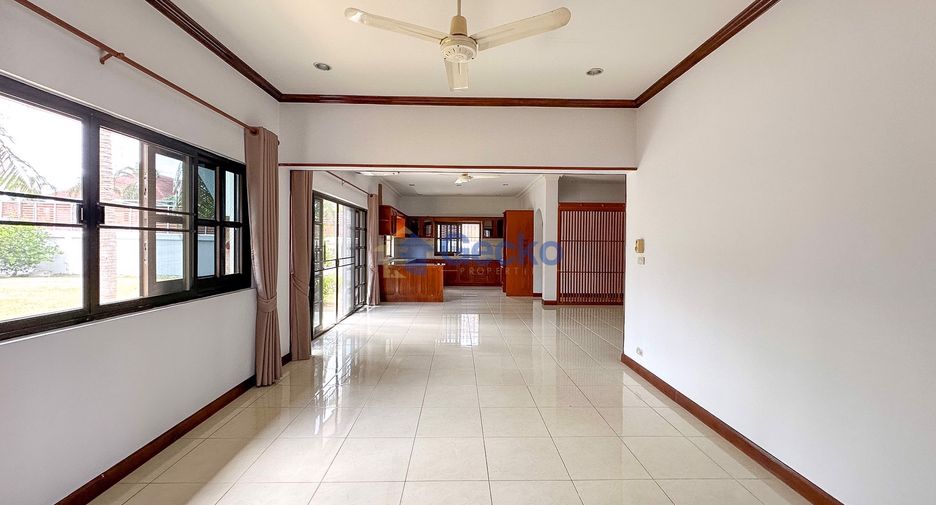 Haus zur Miete mit 5 Zimmer in East Pattaya, Pattaya