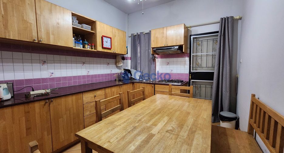Haus zum Kauf mit 2 Zimmer in East Pattaya, Pattaya