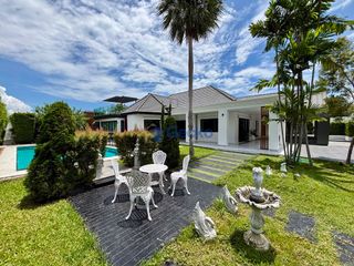 For rent and for sale 4 bedrooms house in Bang Lamung, Chonburi