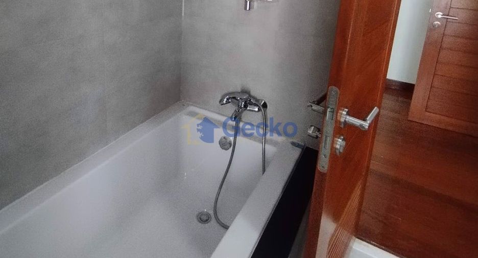Продажа 3 спальни дом в Северная Паттайя, Паттайя