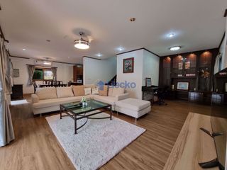 For rent and for sale 3 bedrooms house in Na Jomtien, Pattaya