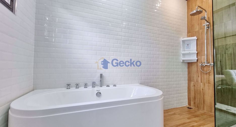 Casa en alquiler y en venta de 3 habitaciones en Sattahip, Chonburi