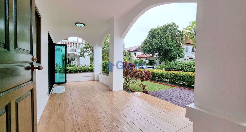 Casa en alquiler y en venta de 3 habitaciones en Sattahip, Chonburi