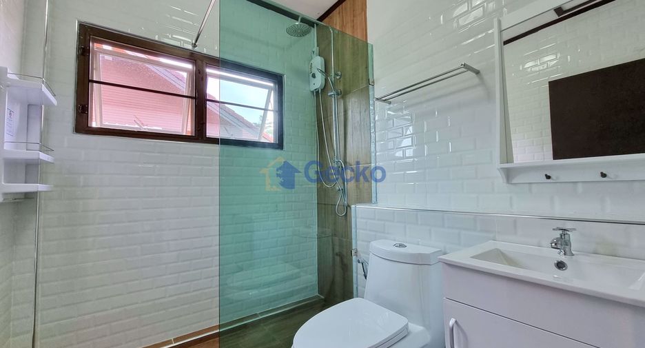 Casa en alquiler y en venta de 3 habitaciones en Sattahip, Chonburi