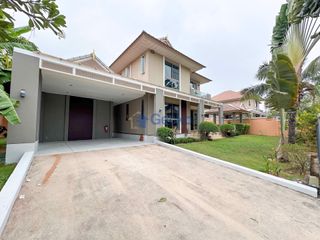 À louer 4 chambres maison à Bang Lamung, Chonburi