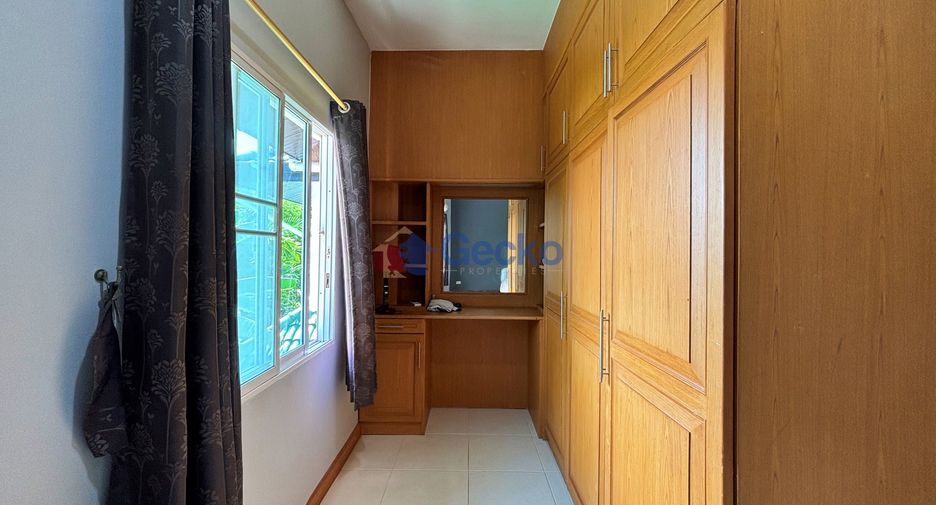 Casa en alquiler de 3 habitaciones en East Pattaya, Pattaya