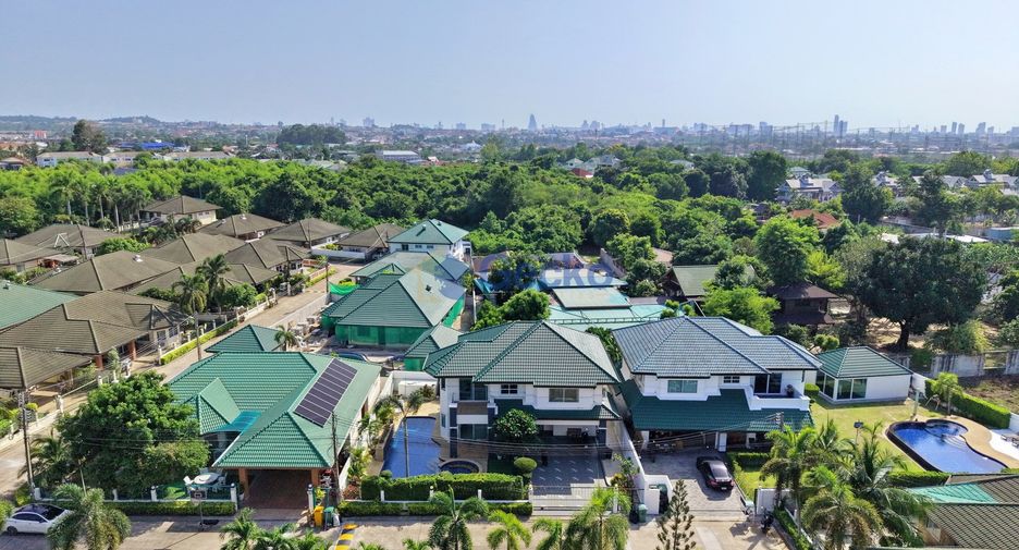 Casa en alquiler de 3 habitaciones en East Pattaya, Pattaya