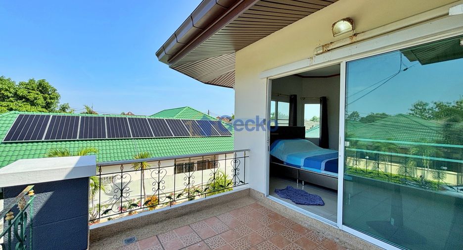 Casa en alquiler de 3 habitaciones en East Pattaya, Pattaya