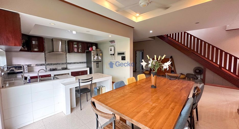 Haus zum Kauf mit 5 Zimmer in Bang Saray, Pattaya